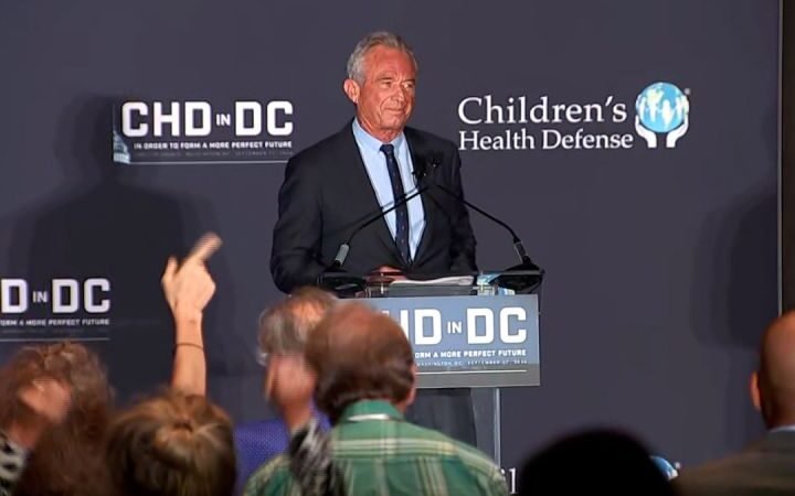 Kennedy pledges to continue advocating for vaccine skepticism at anti-vaccine conference