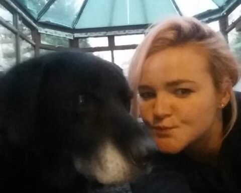 Labour minister claims black Labrador owners in pubs represent a ‘far-right fantasy’ while seen with her dog in a pub