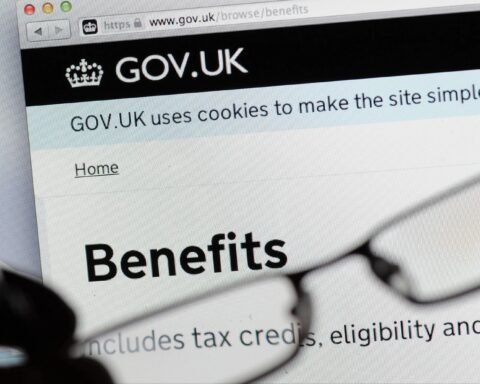 Labour removes two-child benefit cap, providing £21,800 annually to families with multiple children