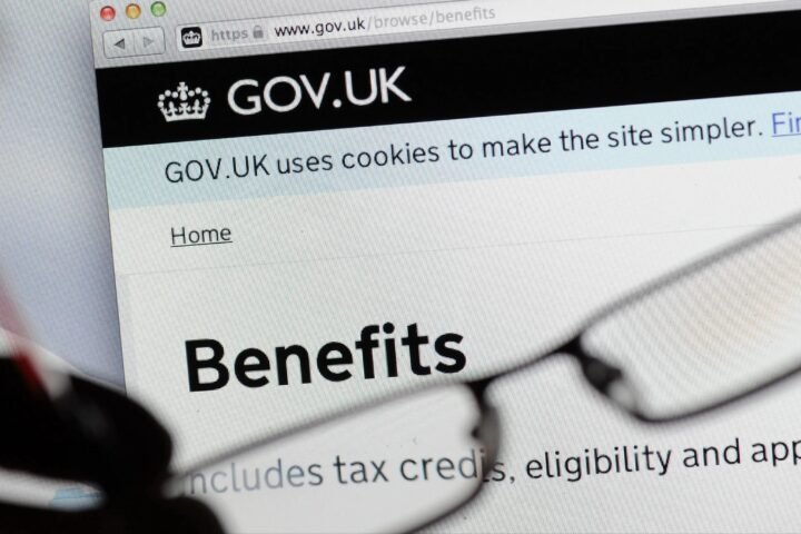Labour removes two-child benefit cap, providing £21,800 annually to families with multiple children