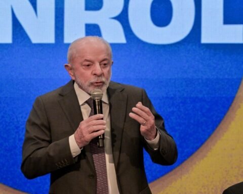 Lula implements online betting ban and announces debt relief initiative ahead of election