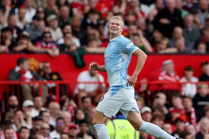 Manchester City edges Manchester United 1-0 in derby marked by Haaland's disputed goal