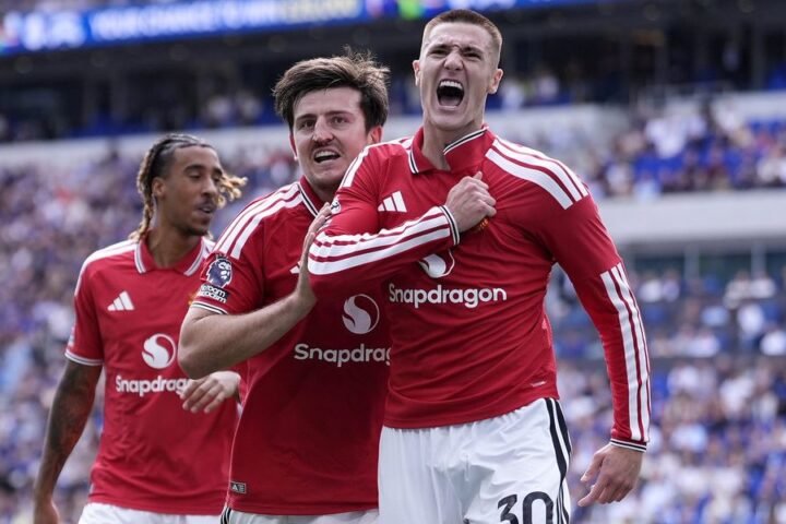 Manchester United to feature foundation logo on shirts during Champions League matches