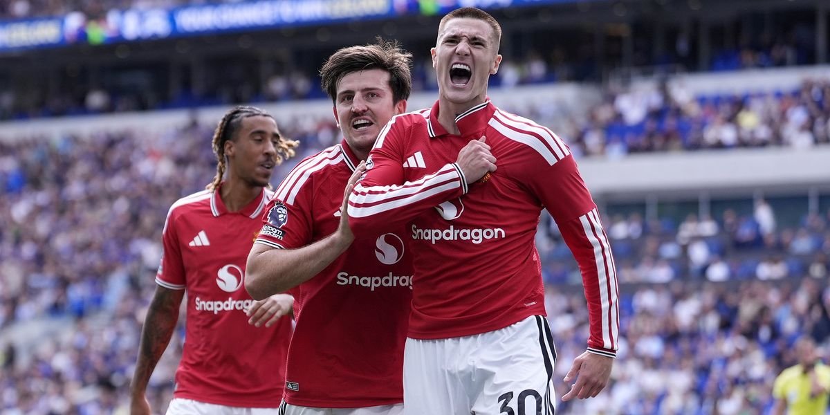 Manchester United to feature foundation logo on shirts during Champions League matches