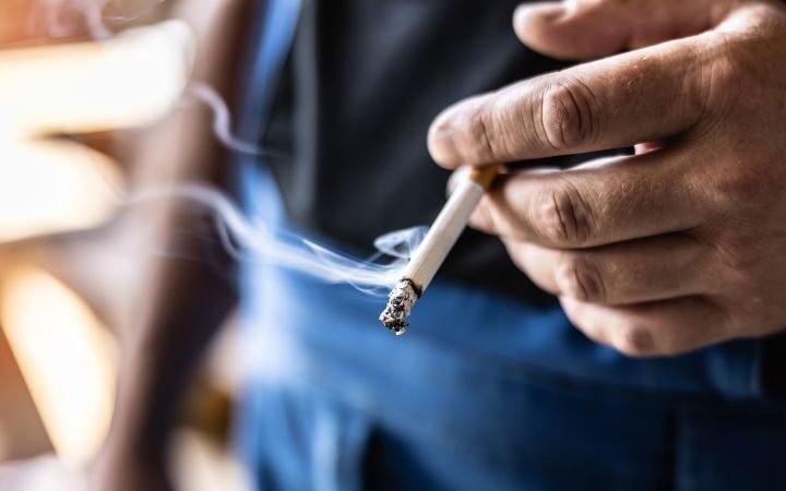 Many smokers unaware of heart attack and stroke risks linked to smoking