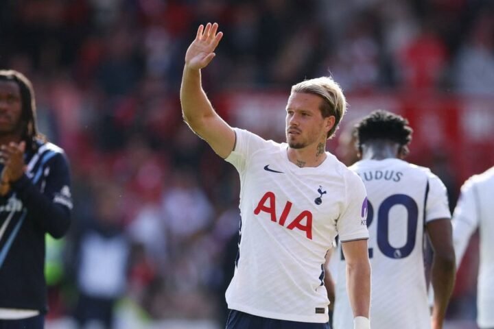 Mykhailo Mudryk sidelined by ankle injury as Tottenham's woes continue