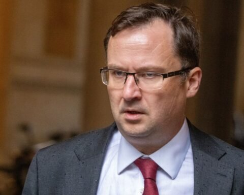 Offenders to repay communities through locally decided service under new Labour framework