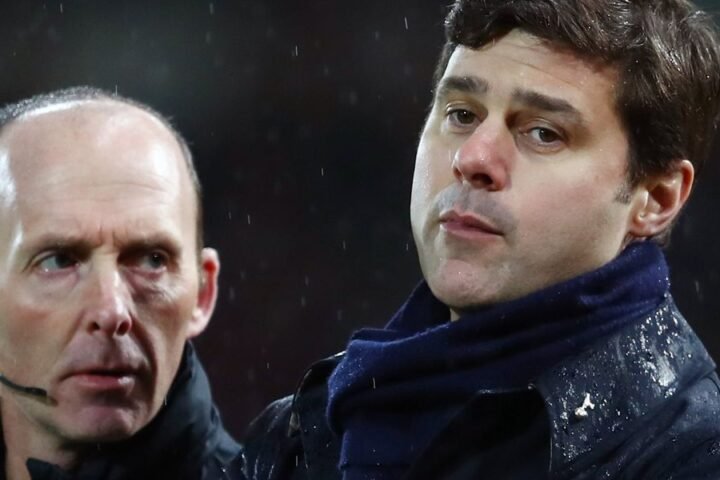 Pochettino revives feud with Mike Dean, accusing referee of escalating conflict