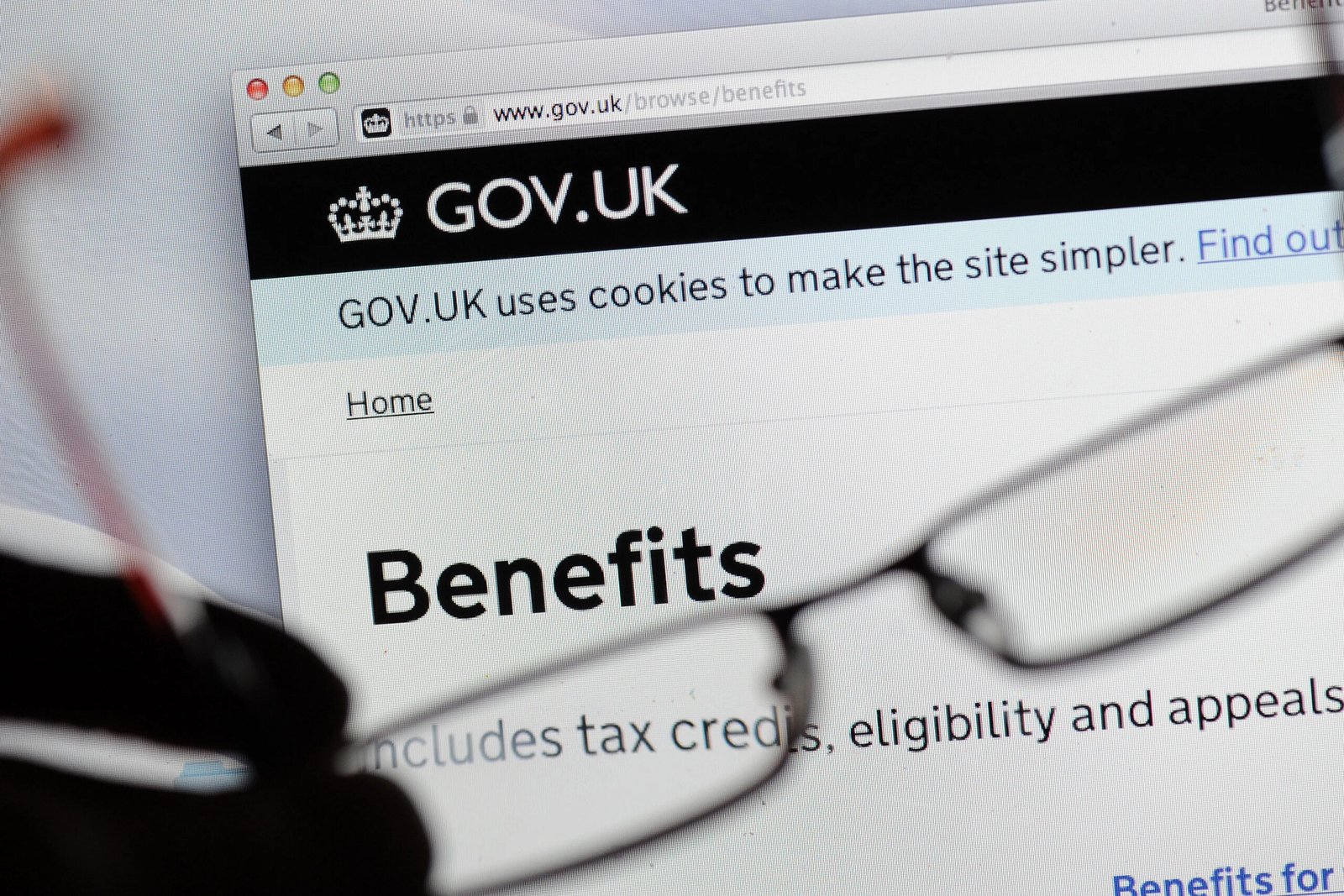 Reform UK plans to use AI to tackle benefit fraud and save taxpayers billions