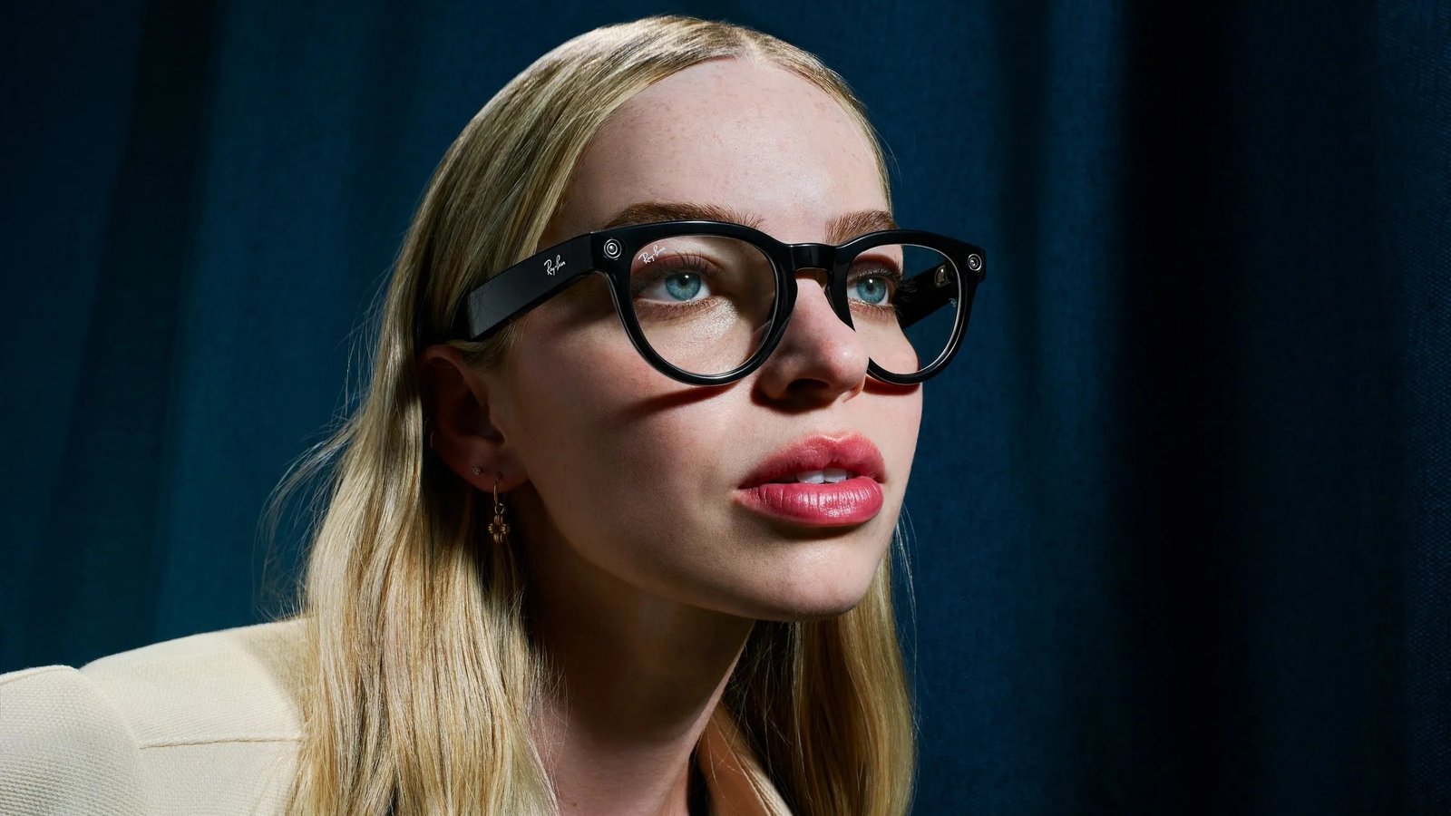 Review of smart glasses policies in Parliament amid security and privacy concerns