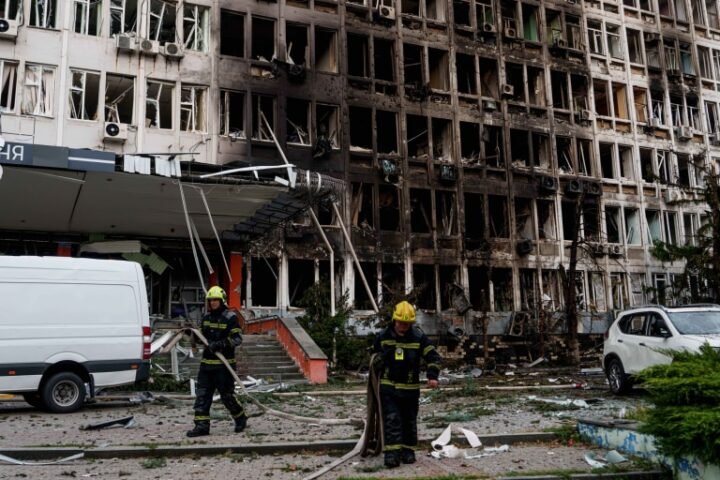 Russia launches deadly drone attacks on Kyiv, killing two and injuring 41 before Zelenskyy's U.N. address