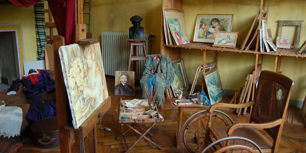 Theft of three paintings from Renoir Museum on French Riviera reported by local authorities