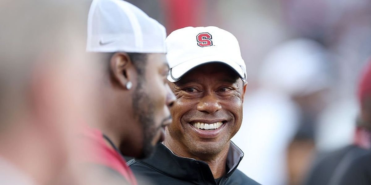 Tiger Woods appears publicly for the first time since driving ban