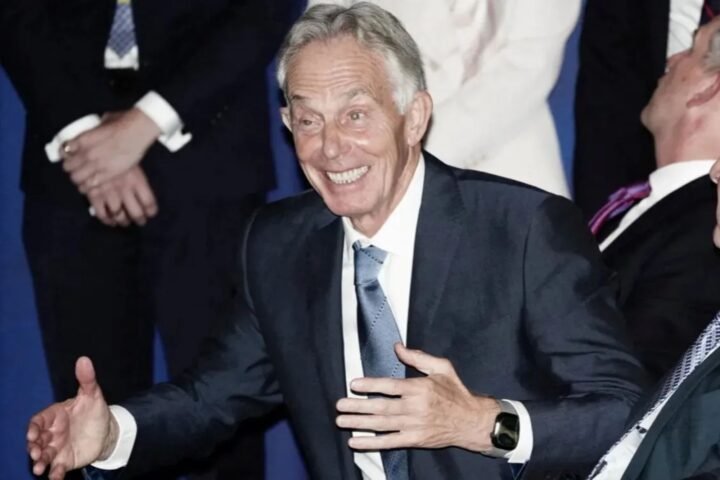 Tony Blair urges Andy Burnham to consider EU rejoining within a decade