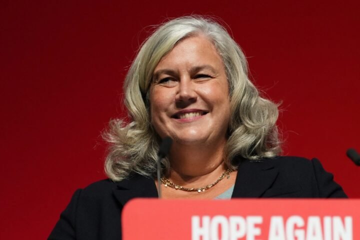 Transport Secretary outlines plans for public ownership of new trains in the UK