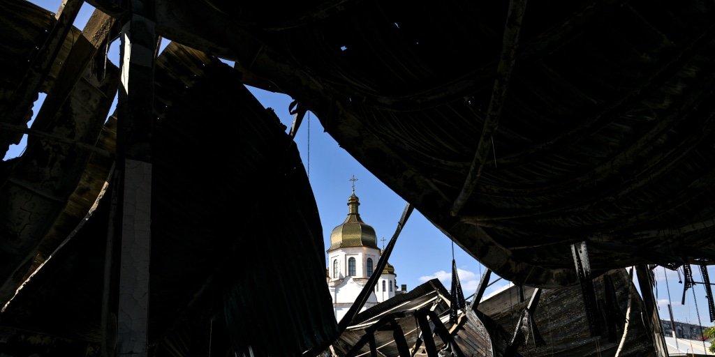 Trump enacts extensive sanctions targeting Russia amid ongoing war in Ukraine