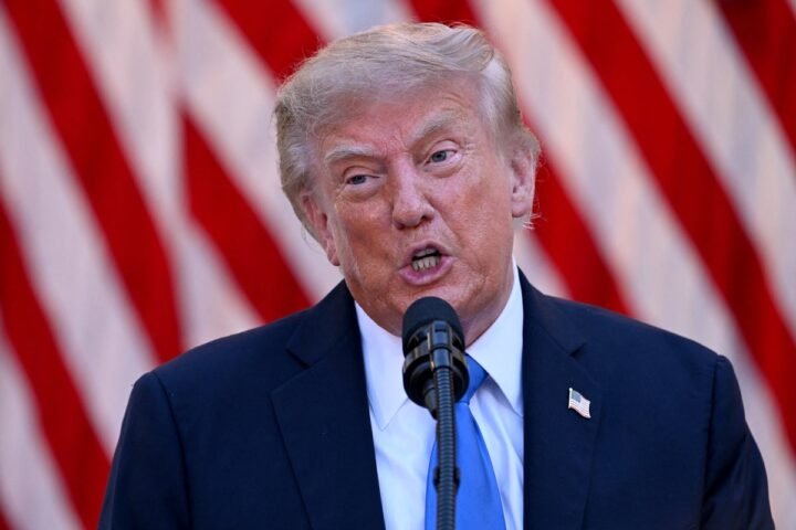 Trump indicates he may not support UK in event of Falklands invasion by Argentina