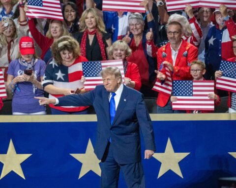 Trump pledges $5,000 dividend for Americans, contingent on Republican midterm wins