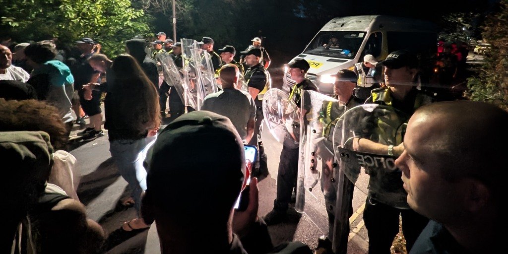 U.K. government denounces anti-migrant protests as disruptive and thuggish