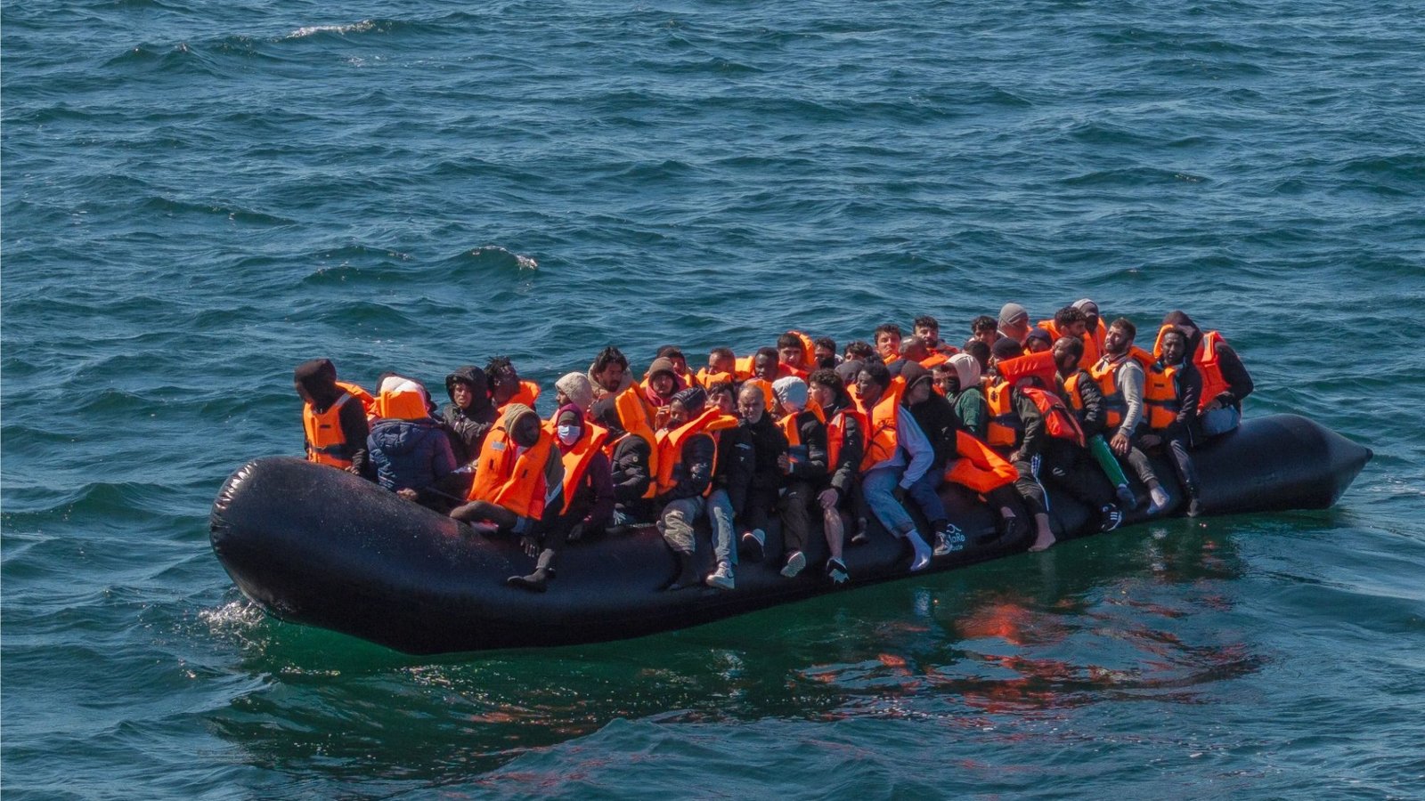 UK asylum backlog exceeds 90,000, rising 17 times since 2017