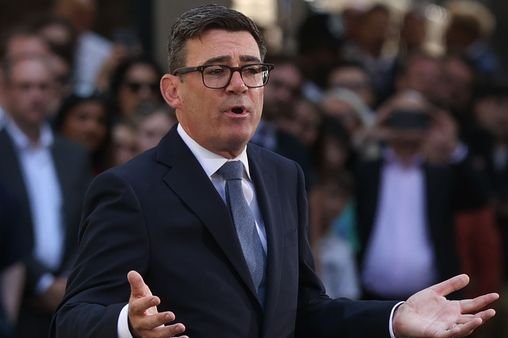 UK inflation rises to 2.9%, challenging Burnham's cost of living strategy