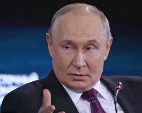 Ukraine anticipates renewed momentum in peace talks as Putin expresses cautious optimism