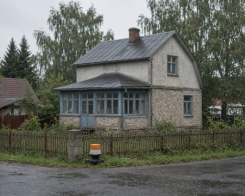 Russia plans to make a home sale part of the seller’s annual tax bill