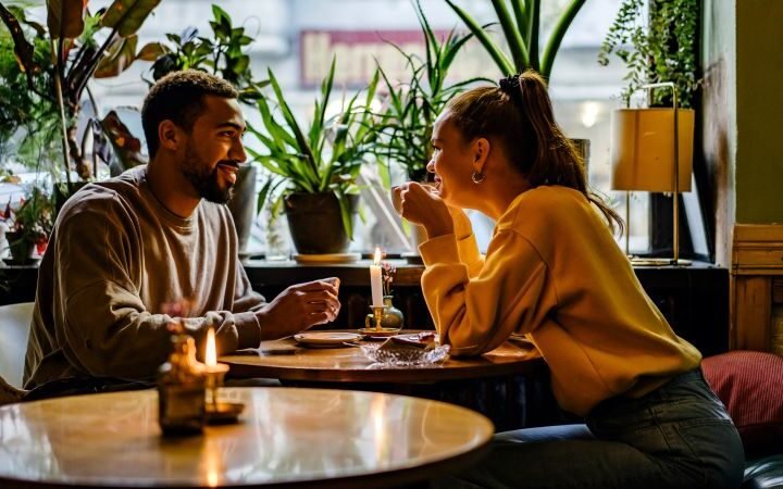AI transforms online dating landscape as users seek tech-driven matchmaking solutions