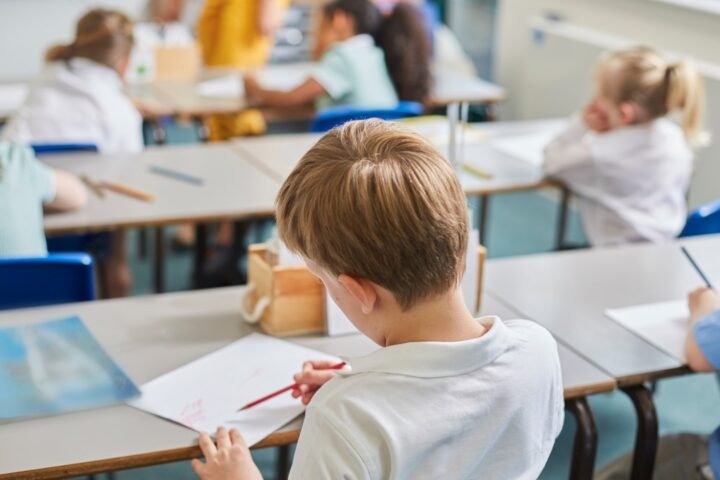 Alan Milburn calls for primary school kids to receive career guidance to tackle youth unemployment