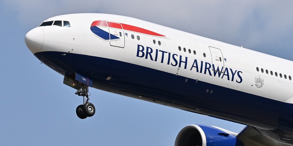 British Airways flight to Chicago descends 27,000 feet and returns to London