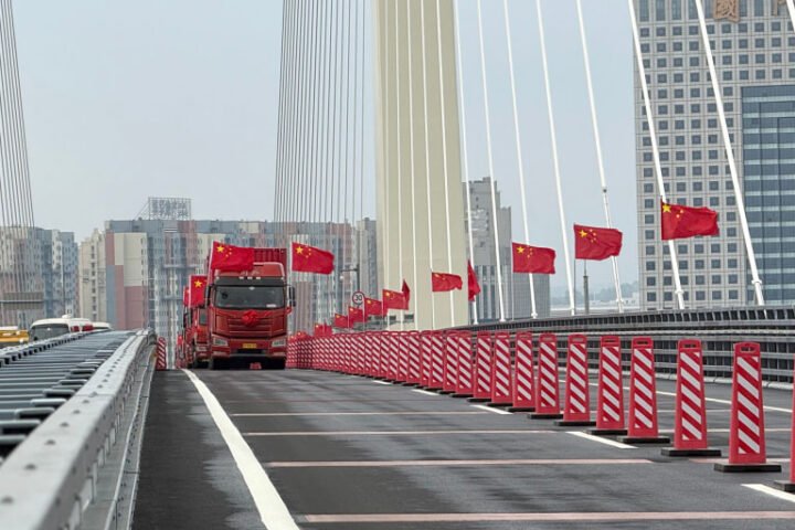 China-North Korea bridge opens, signaling improved trade ties amid ongoing sanctions