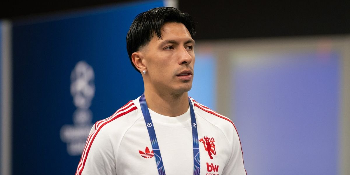 Concerns grow in Manchester United dressing room over board's lack of ambition