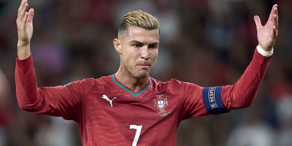 Cristiano Ronaldo responds to Simon Jordan's criticism with a pointed text message