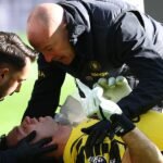 Emi Martinez hospitalized following concussion after collision in Chelsea match against Everton