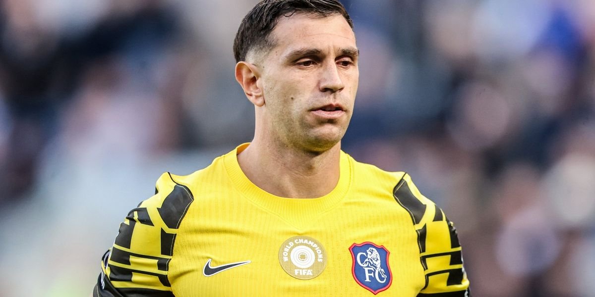 Emiliano Martinez updates fans from hospital after successful surgery, Chelsea face key absence