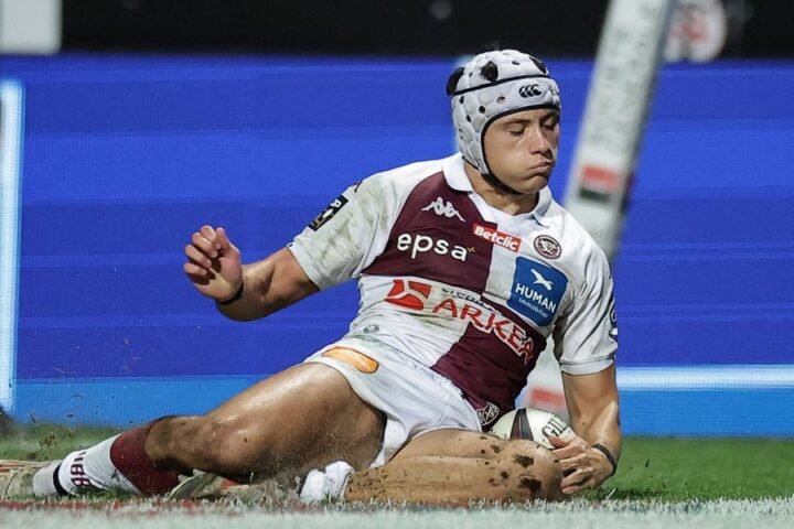 French embassy intervenes as rugby stars stranded at Bristol Airport amid UK border issues