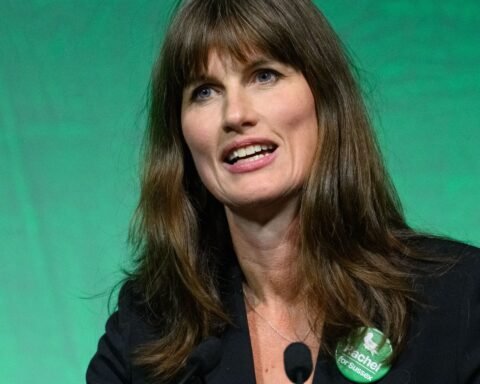 Greens’ deputy leader proposes nationalisation of AI to benefit communities