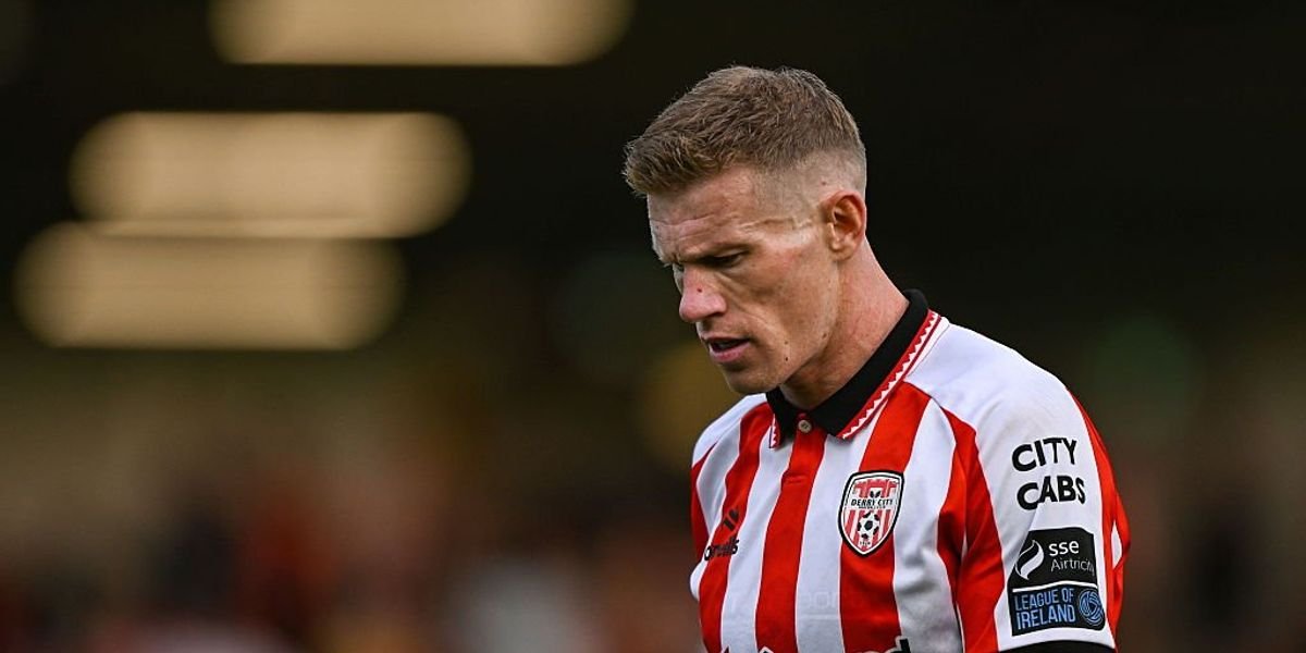 James McClean expresses support for IRA and mutes TV during England’s anthem