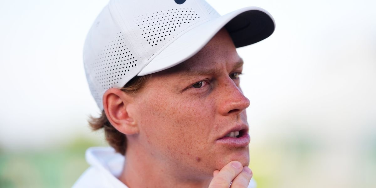 Jannik Sinner confirms knee injury will end his season early