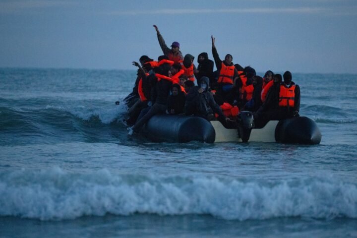 Labour warns Eritrea faces UK entry ban if it refuses to accept more migrants