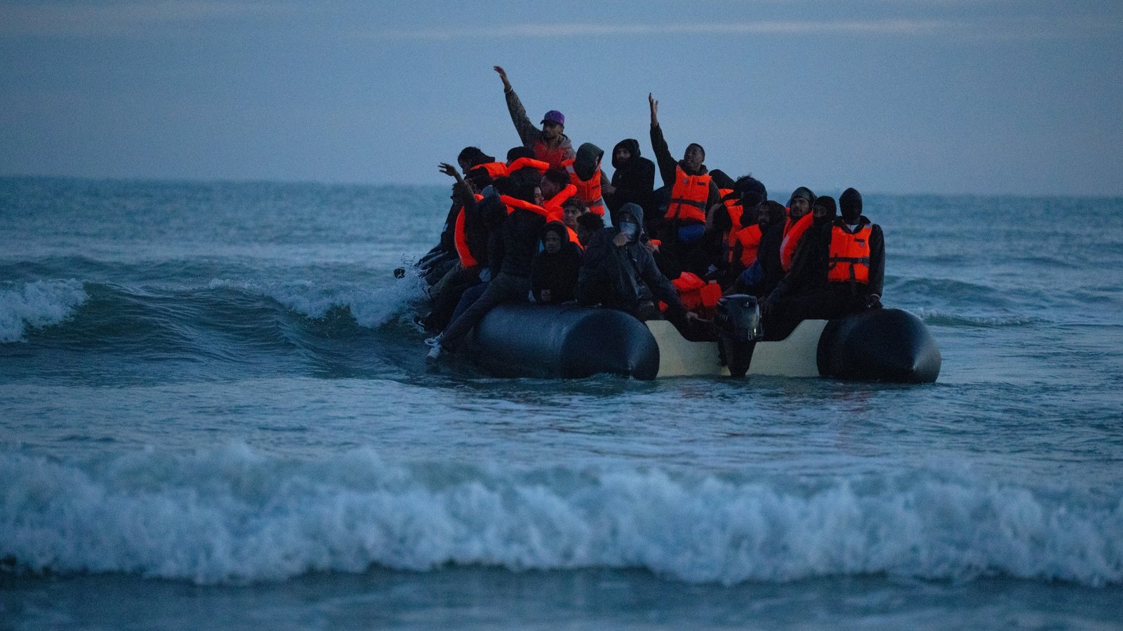 Labour warns Eritrea faces UK entry ban if it refuses to accept more migrants