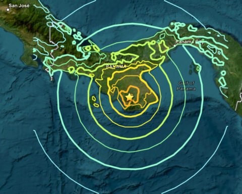 Magnitude 7.7 earthquake strikes Panama, triggering tsunami warnings in surrounding countries