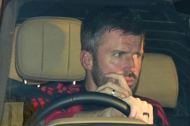 Michael Carrick maintains position ahead of Manchester United’s match against Chelsea