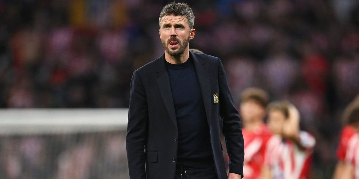 Michael Carrick seeks clarity on Lisandro Martinez's comments amid Manchester United crisis