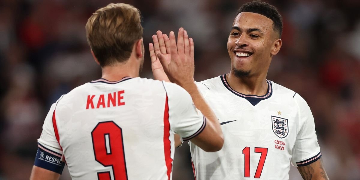 Morgan Rogers defies early criticism to assist Harry Kane in England's 3-0 win over Czechia