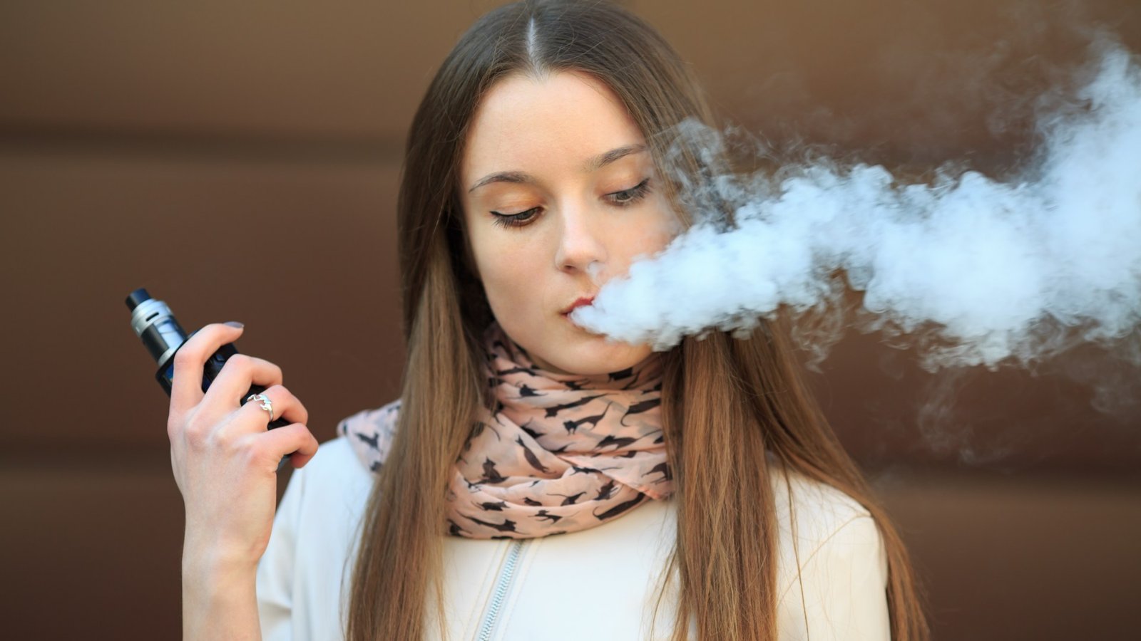 New fines introduced for vaping and littering on UK buses amid anti-social behaviour crackdown