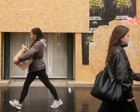 Paris museums close as protests escalate over education funding and living costs