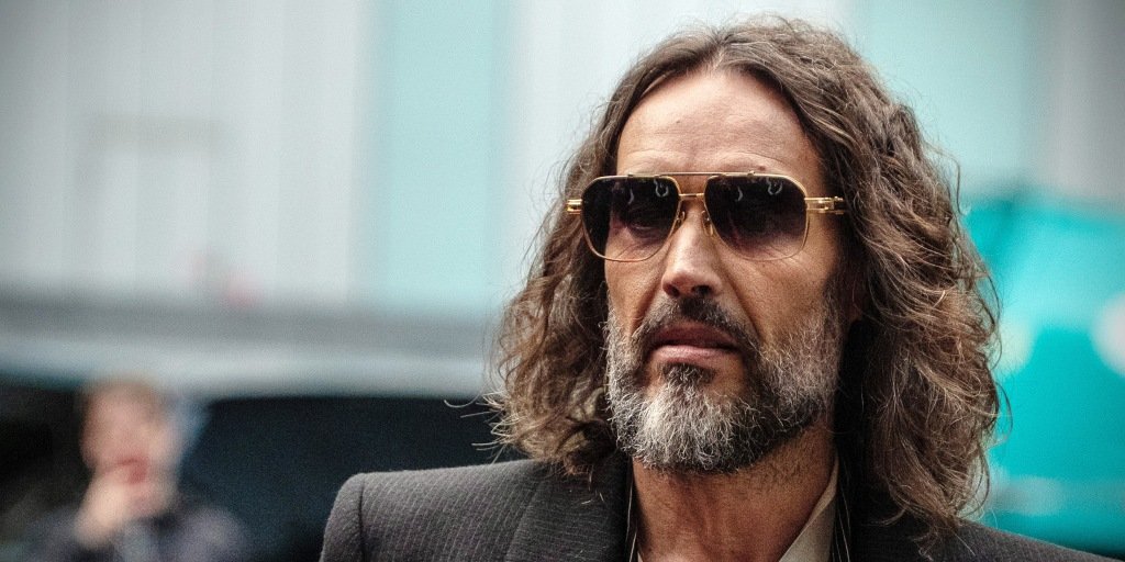 Prosecutor describes Russell Brand as ‘ruthless’ sexual predator in trial opening