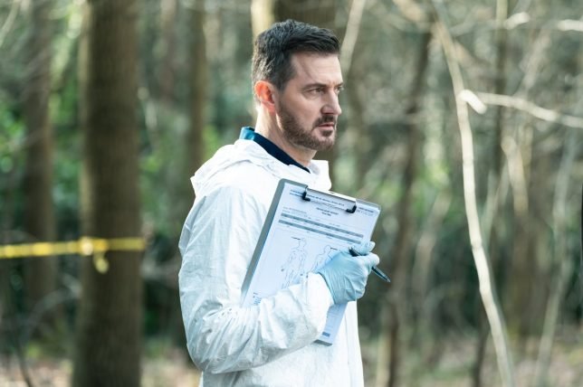 Richard Armitage recalls improvising infamous pillow scene in Netflix's Obsession