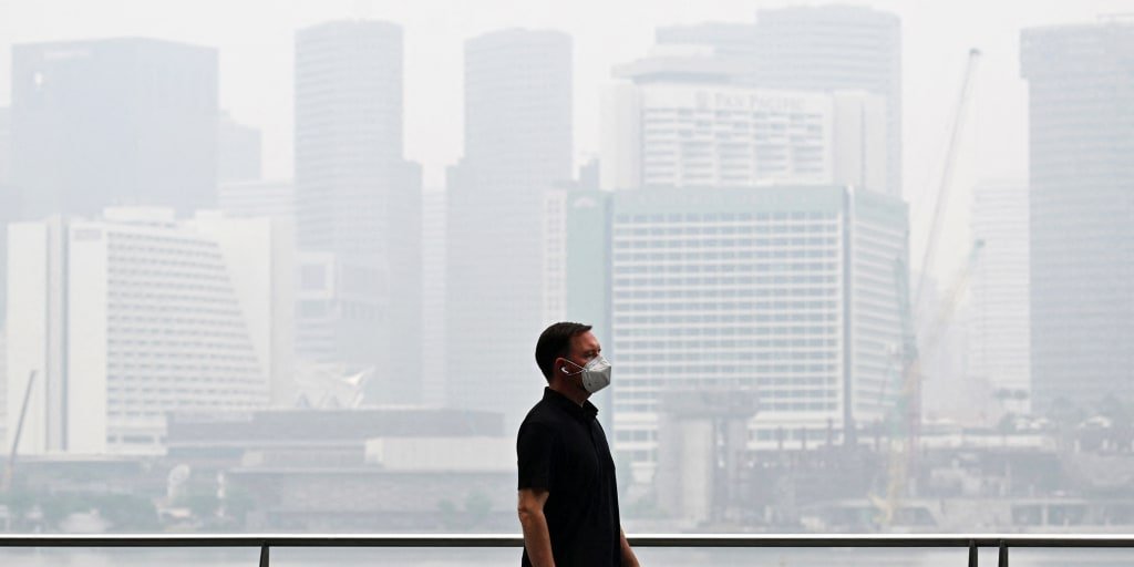 Singapore pollution levels soar as East Timor suspends schools amid Indonesia wildfire haze